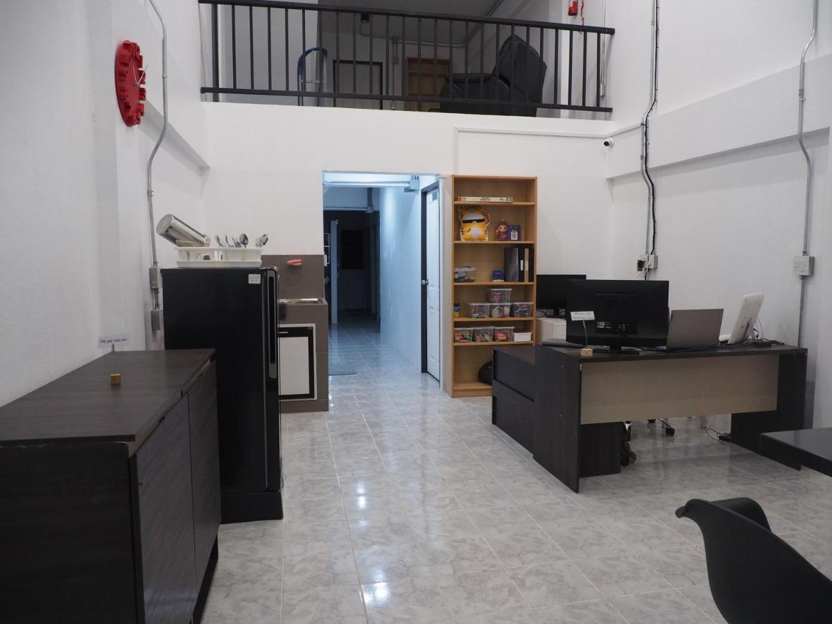 Prachan Hostel Thong Sala Buitenkant foto