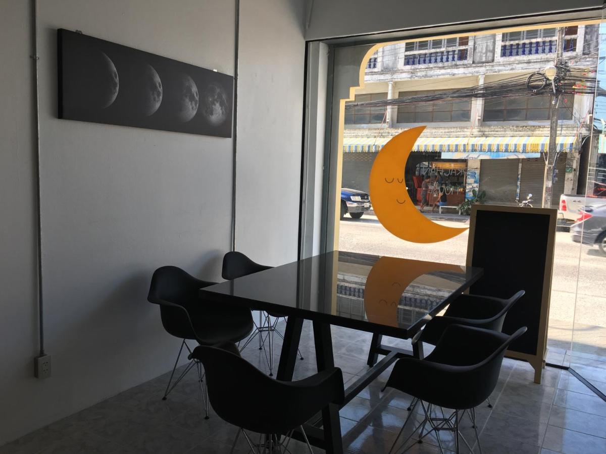 Prachan Hostel Thong Sala Buitenkant foto