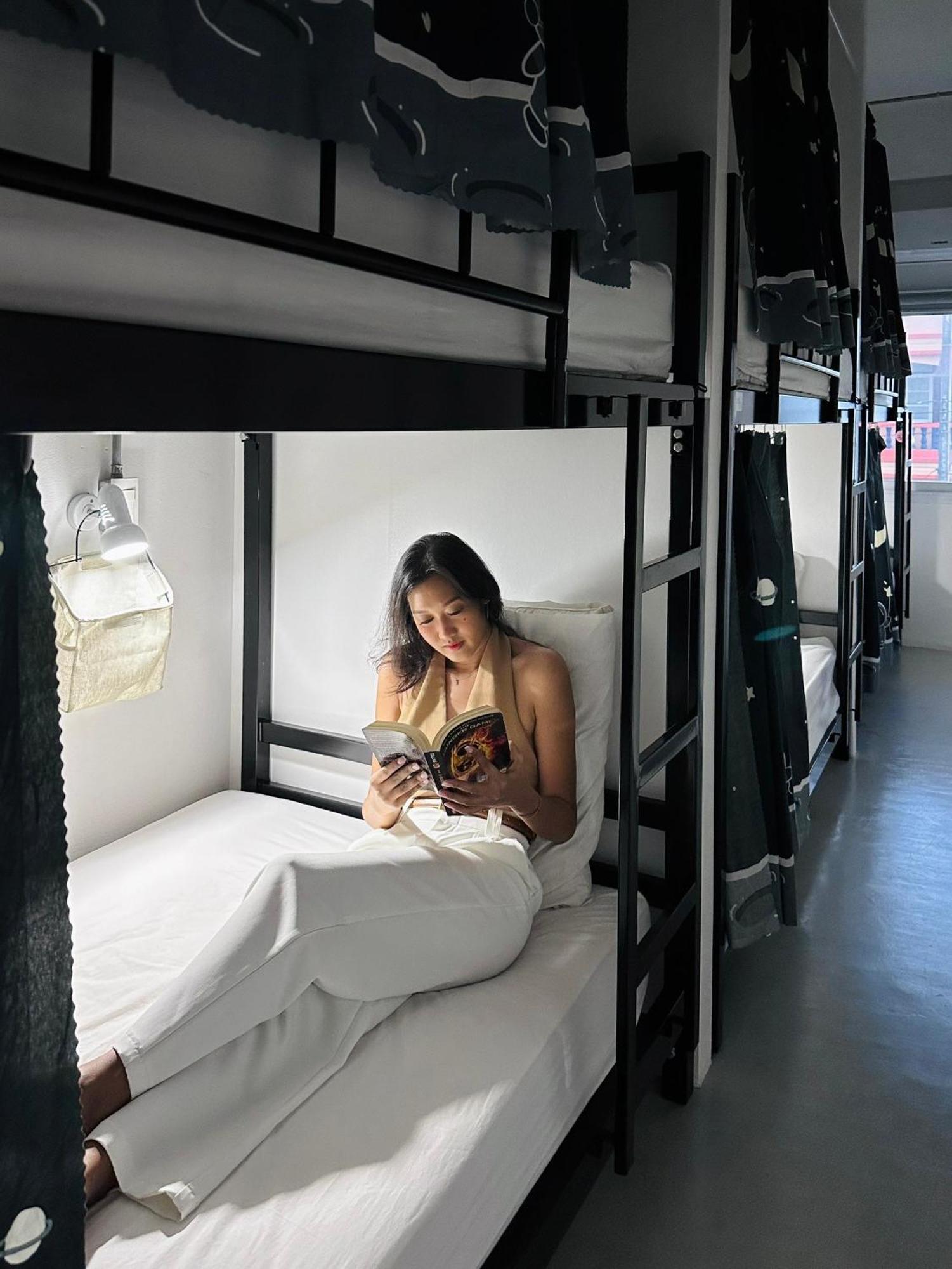 Prachan Hostel Thong Sala Buitenkant foto