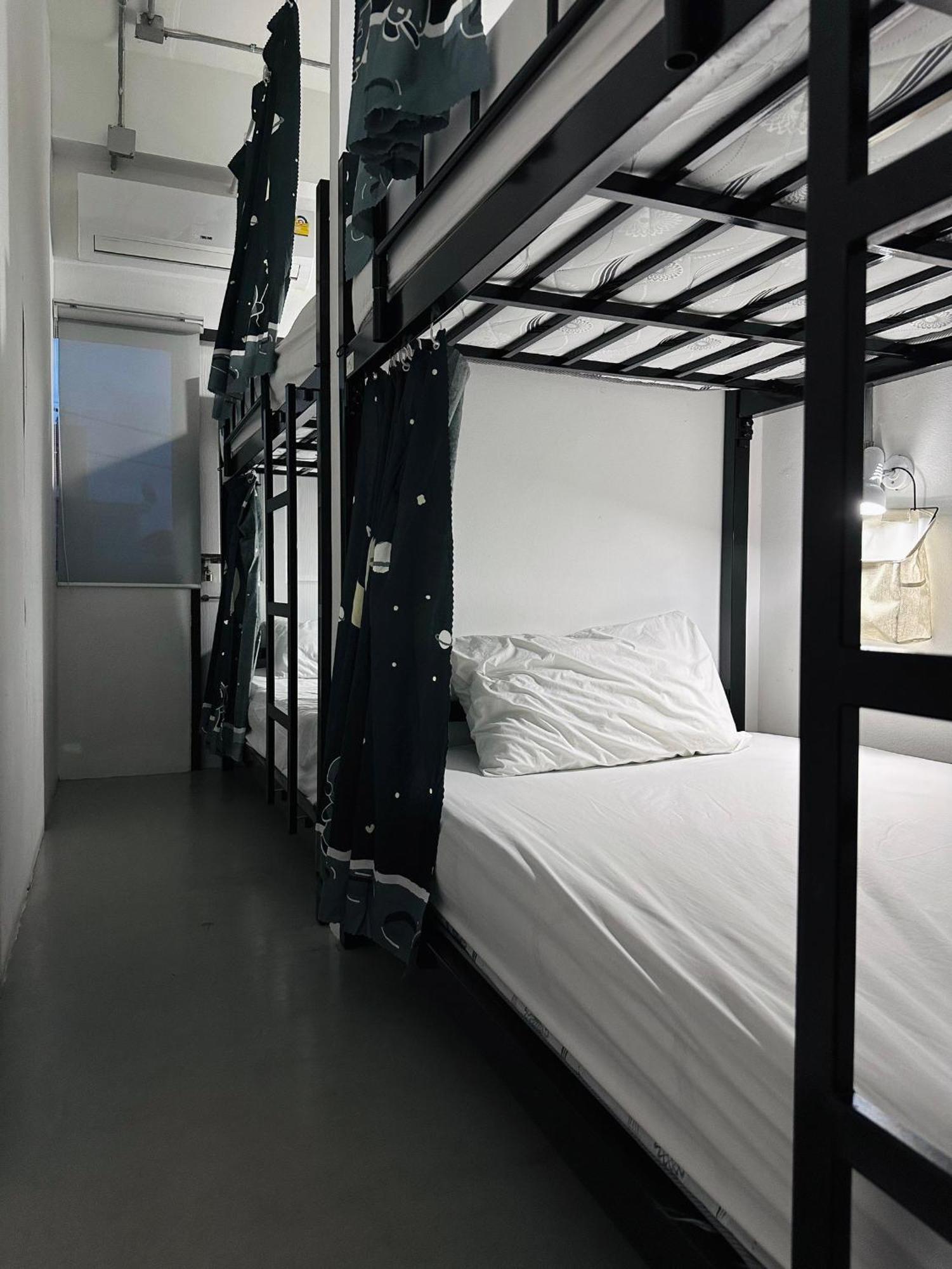 Prachan Hostel Thong Sala Buitenkant foto